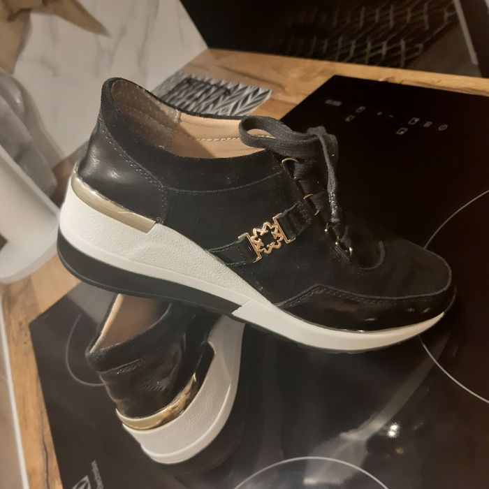 Damskie 40 na koturnie