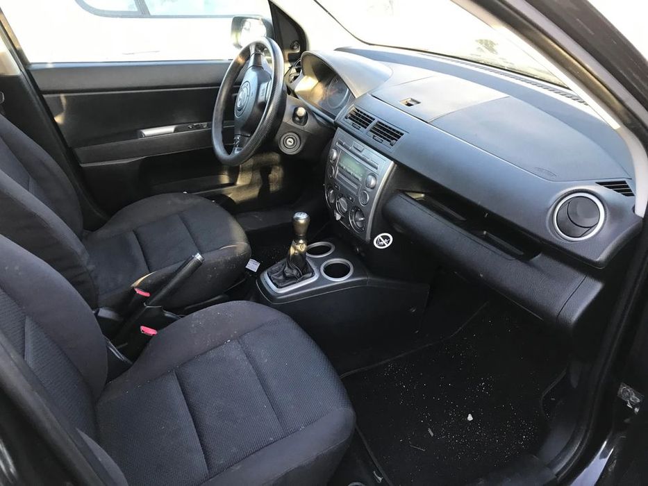 Mazda 2 1.2cc 5P 2007 - Para Peças