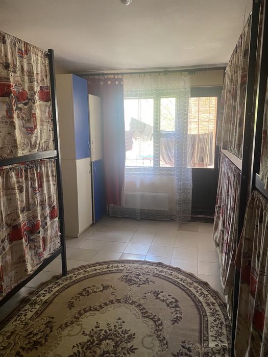 Хостел метро Позняки, Харківська