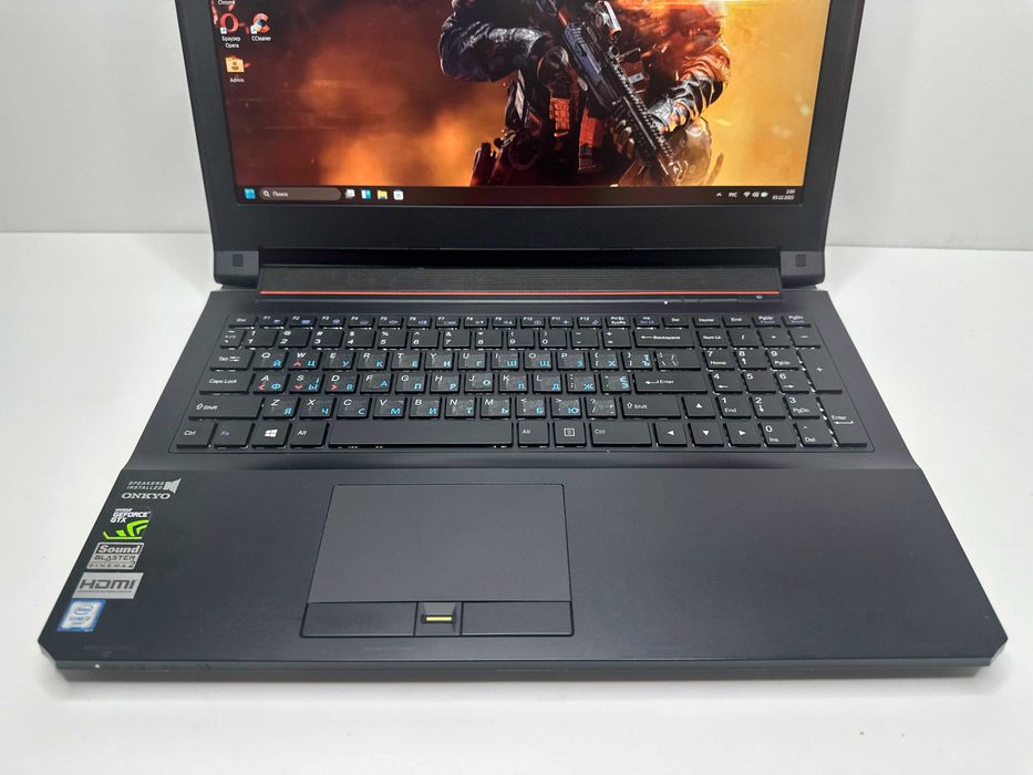 Ігровий Clevo N155RD1, Core i7-6700HQ, 16Gb, SSD+HDD, GTX 960M, FHD