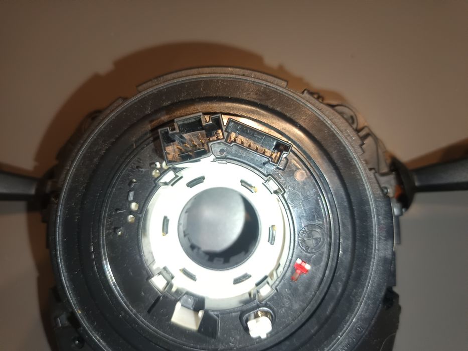 Czujnik kąta skrętu Manetki BMW E90 przełącznik zespolony