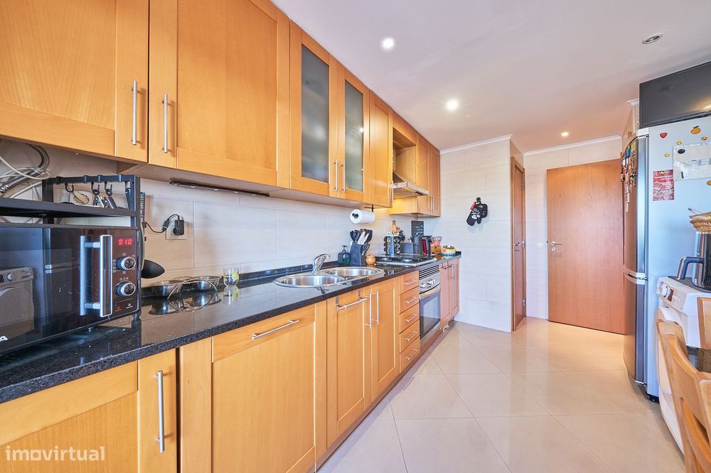 T3 c/Lugar de Garagem + Arrecadação - Santa Marta