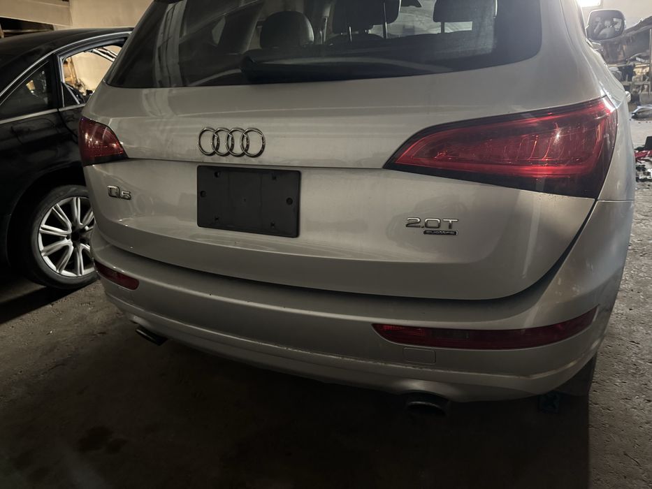 Кришка багажника Q5 8r, ляда Ауді Ку5, ляда кришка Q5