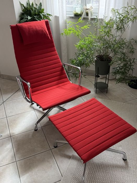 Fotel Vitra ea 124 + ottoman ea 125