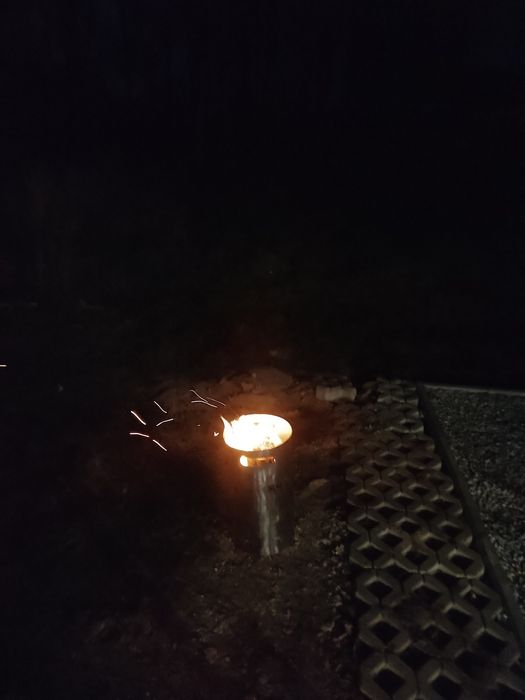 Kominek piecyk sadowniczy świeca sadownicza