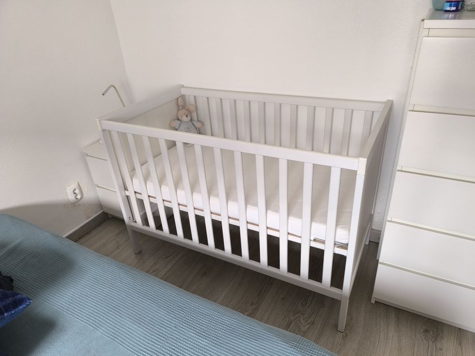 SUNDVIK - Berço 60x120 cm, com colchão
Berço, b