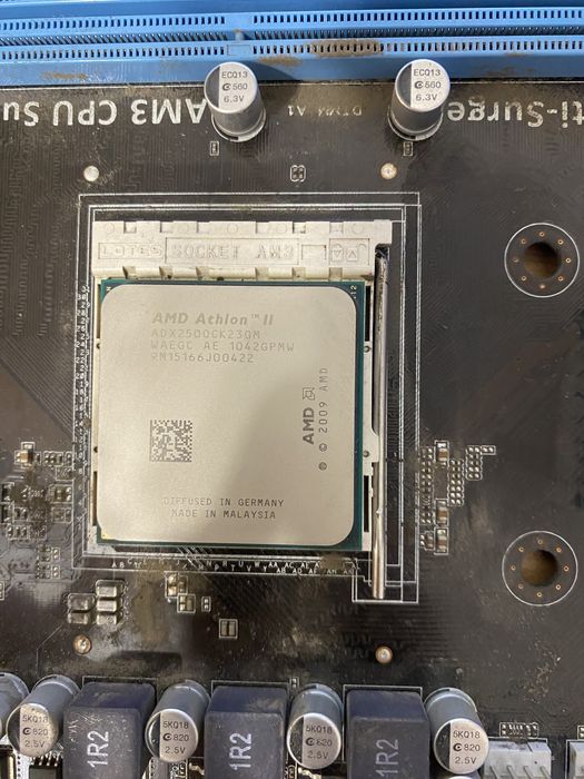 Продам материнську плату з процесором