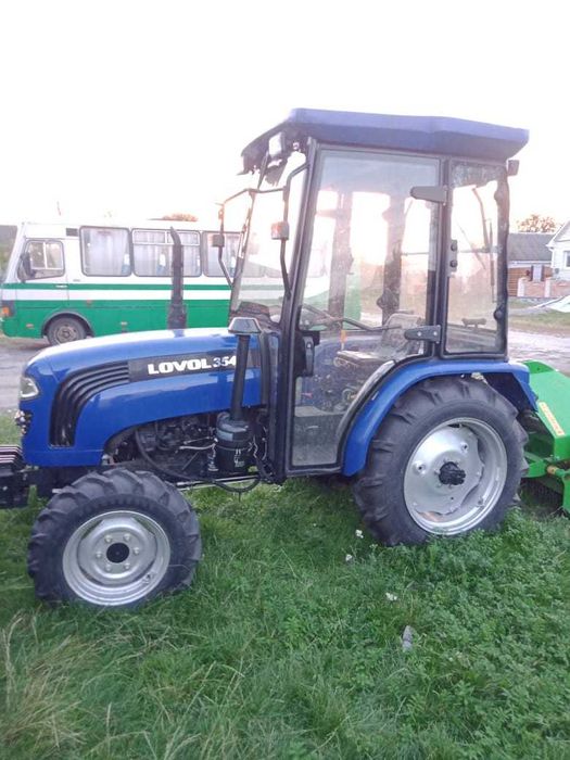Lovol 354 plus продаеться трактор