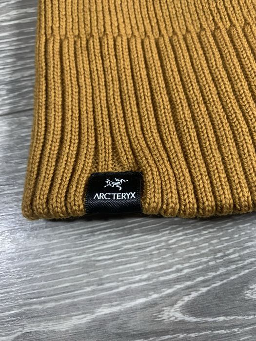 Оригінальна шапка Arc’teryx