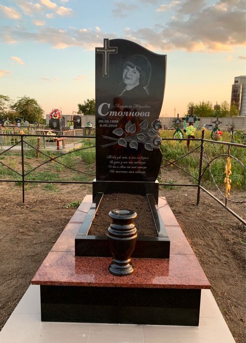 Гранитные памятники Беляевка и Одесская обл