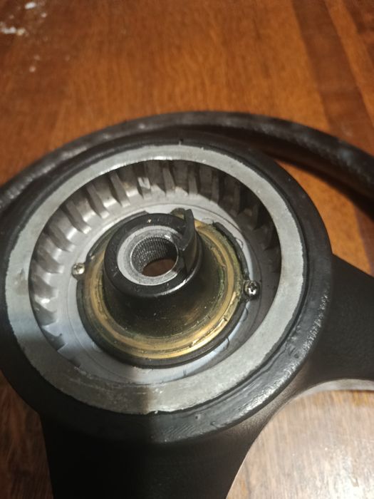 Продам кермо bmw e12 e28 e30 e32 e34 e36