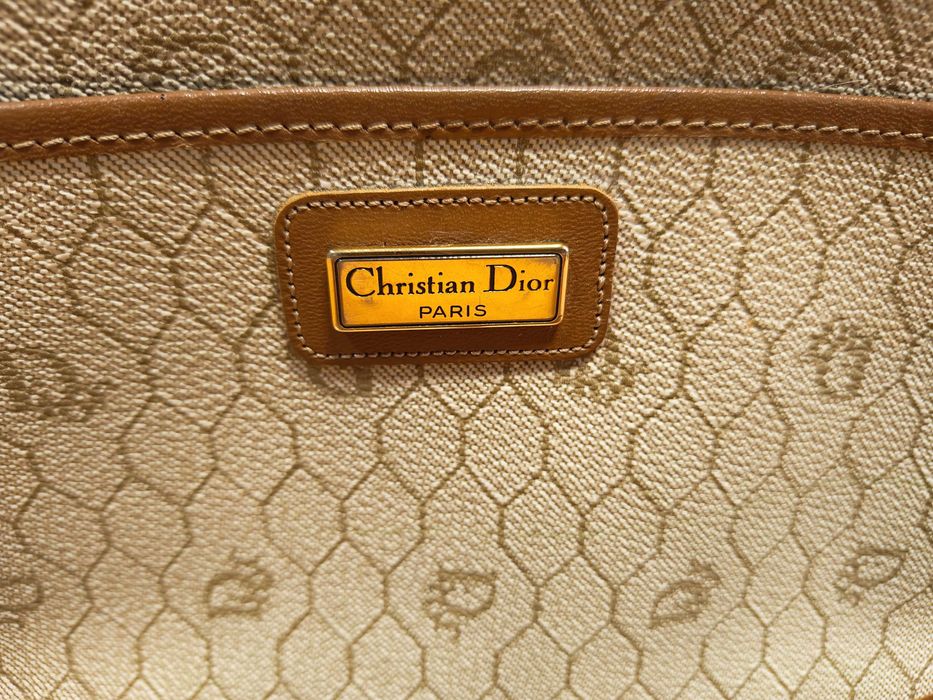 сумка Honeycomb Crossbody от Christian Dior