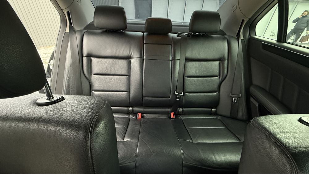 Mercedes-Benz E-Class W212