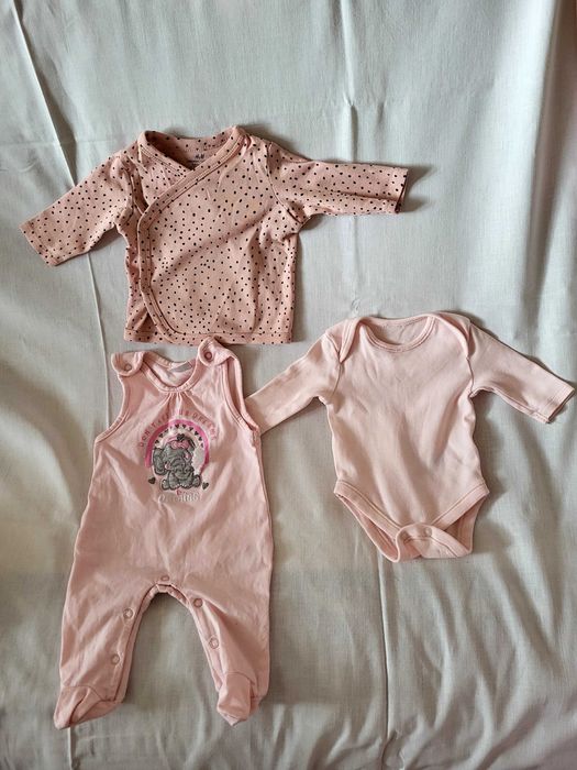 Komplet niemowlęcy dla dziewczynki