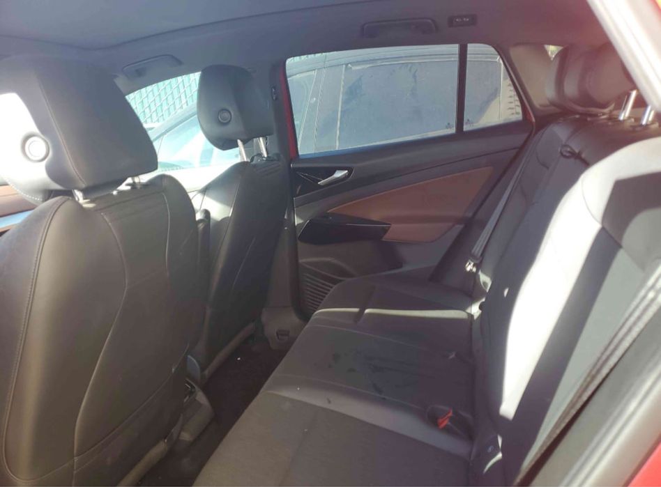 Volkswagen ID.4 2022 82kw в дорозі