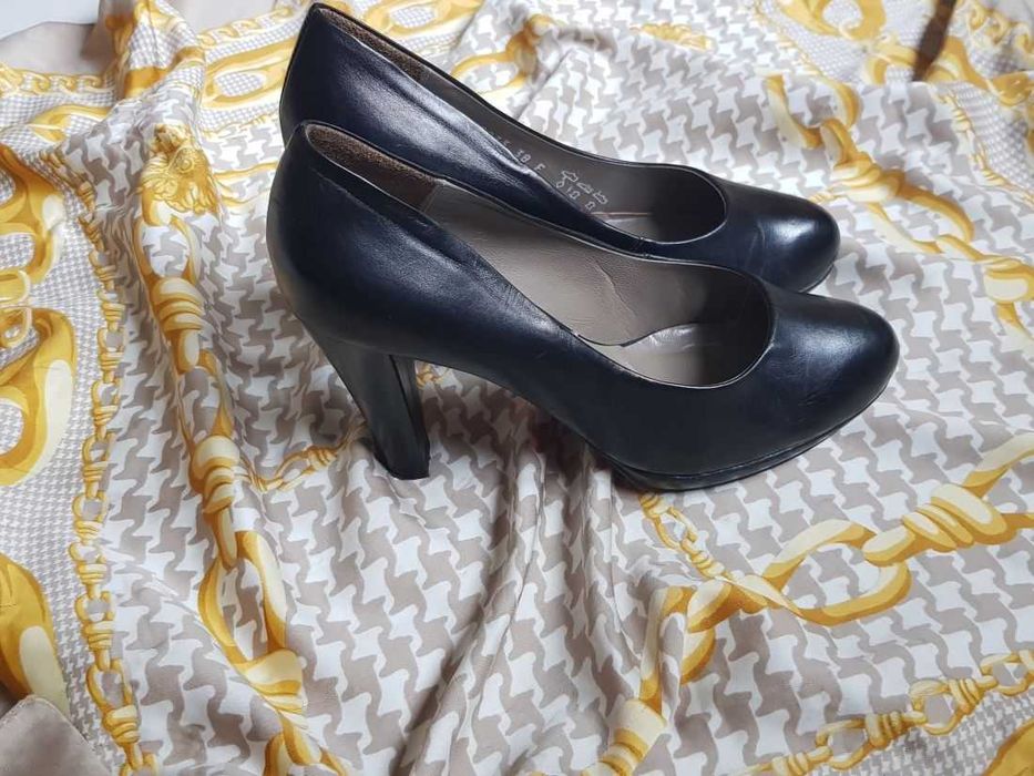 czółenka skórzane  na słupku obcasie platformy szpilki klasyczne