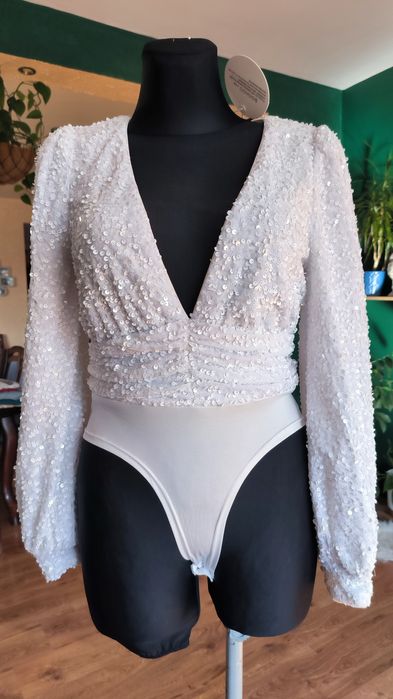 Body damskie BooHoo rozm M