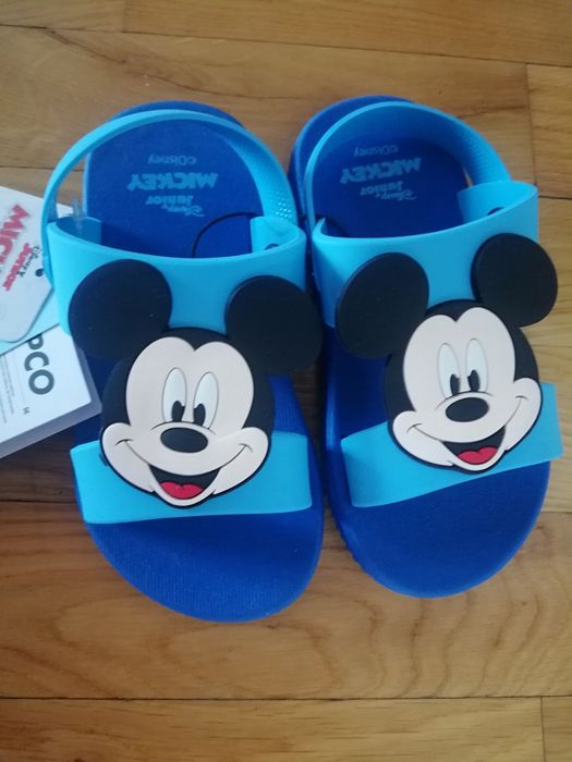 Sprzedam buty,klapki,zestaw dwie pary,rozmiar 25