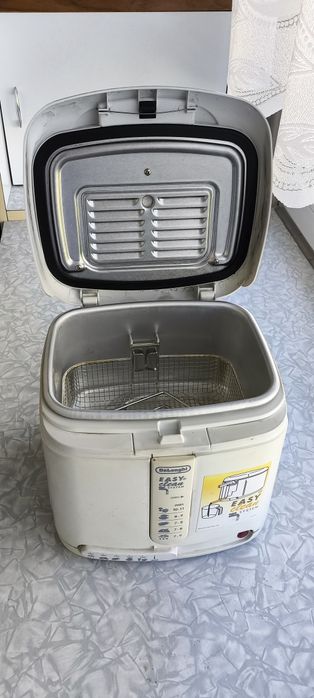 Nowa frytkownica DeLonghi.