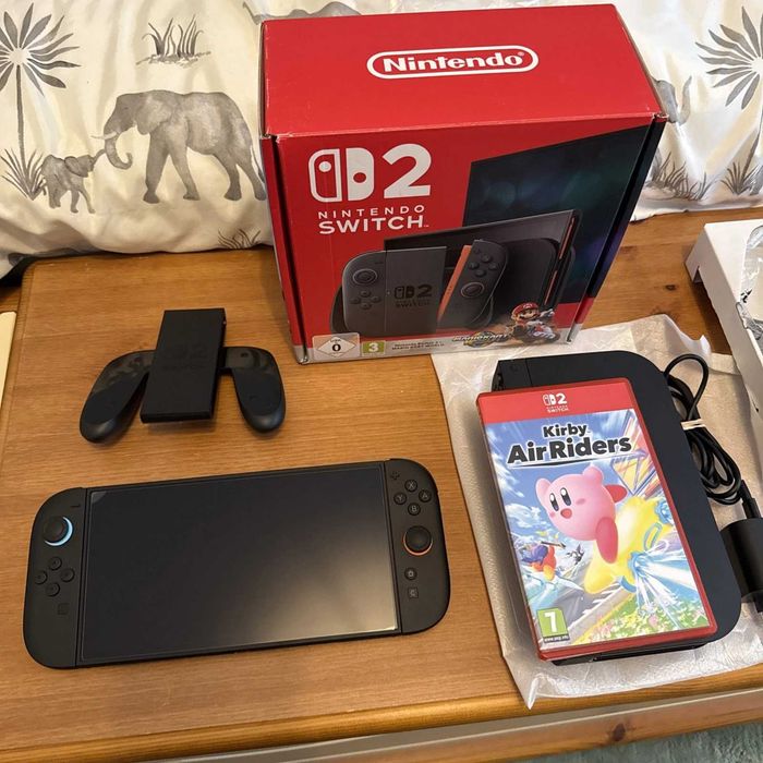 Konsola Nintendo Switch 2 Box + gra Kirby Air Riders