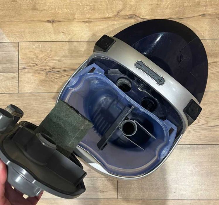 Пылесос - Zelmer Aquos 1600W