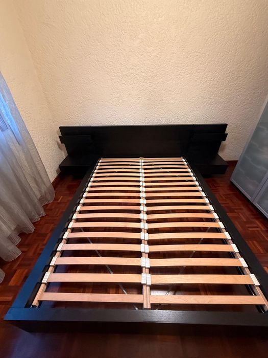 Estrutura de cama 140x200 com estrado