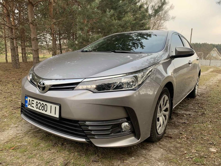 Тойота Королла 1.6 Автомат