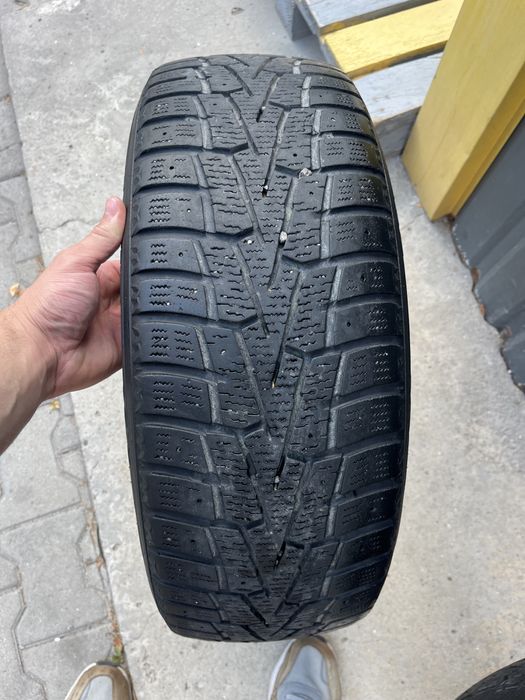 Резина Nexen 215/55/17