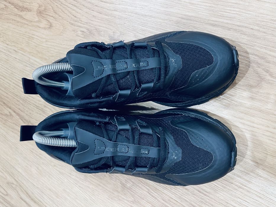 кросівки Under Armour 38.5р