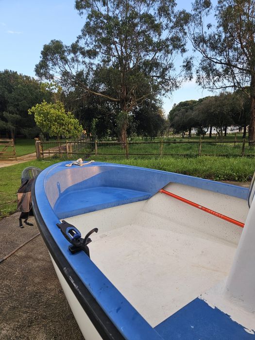 Vendo barco ockelbo 4,15m com motor Honda de 8cv e atrelado!