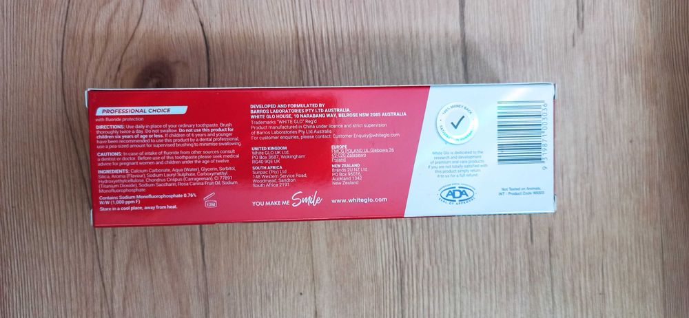 White Glo Profesional CHOiCE 160 g+  szczoteczka