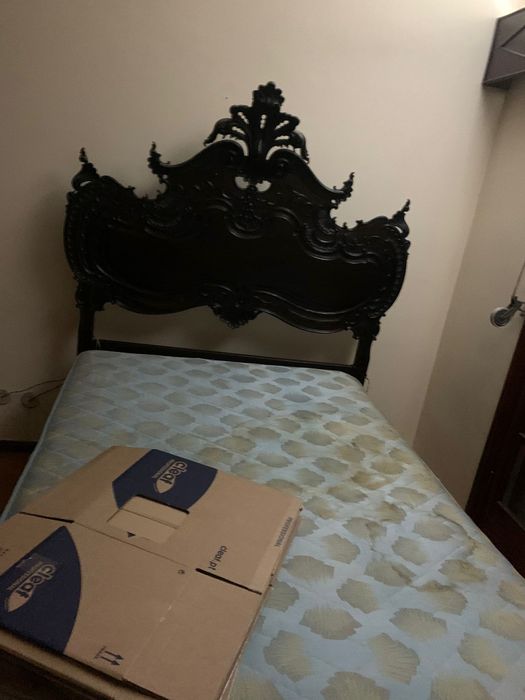 Moveis  antigos  em bom estado