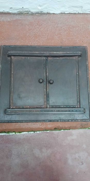 Espelho com  duas portas