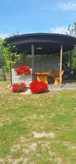 Domek nad jeziorem
