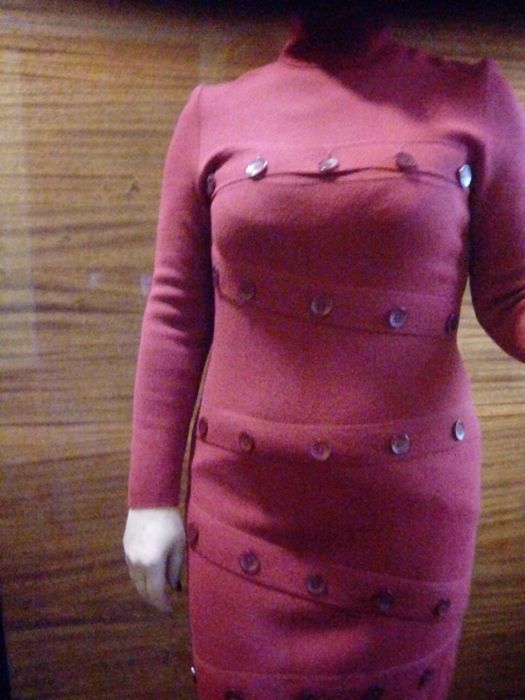 Платье шерстяное