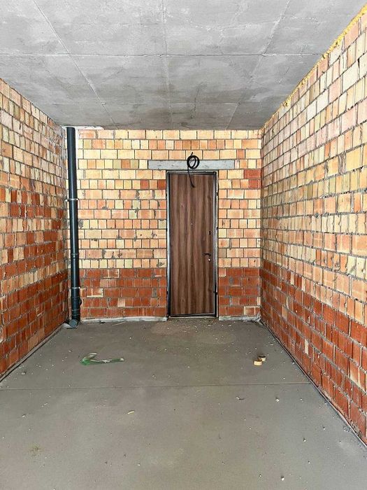 ПРОДАМ 1-кімнатну квартиру в ЖК «Золоті Стовпи» на Слобідці