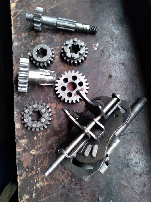 Коробка на яву 250