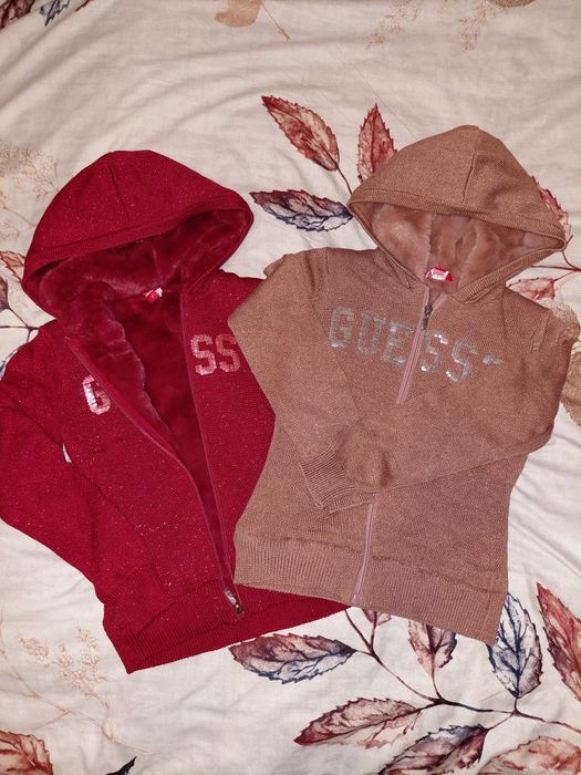 Продам кофточку на дівчинку