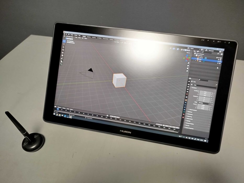 Huion Kamvas 22 Plus – Professional Drawing Monitor64740900931459123