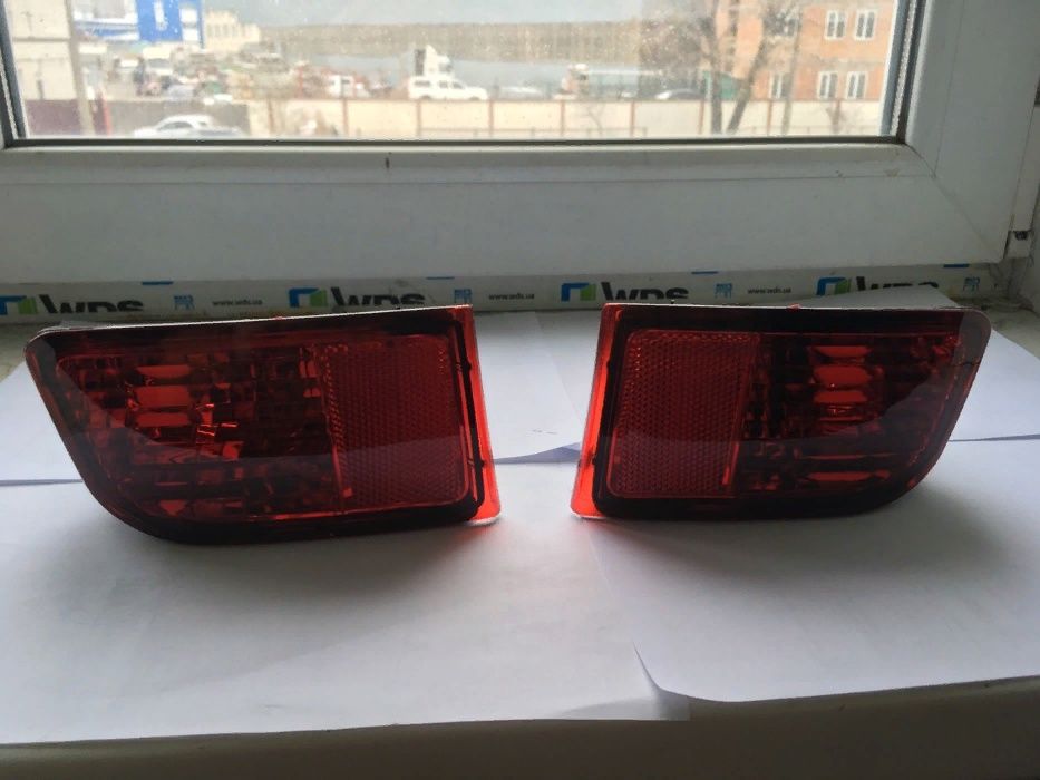 Задний фонарь,катафот на Toyota Land Cruiser Prado 120