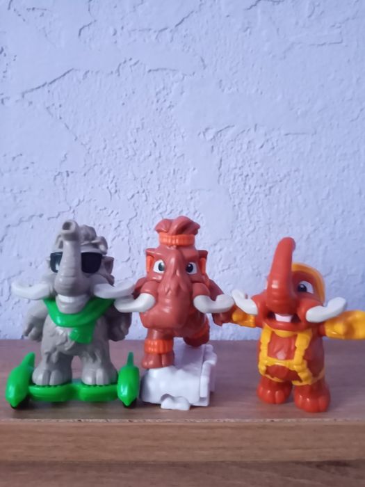 Кіндер Максі новорічний 2025