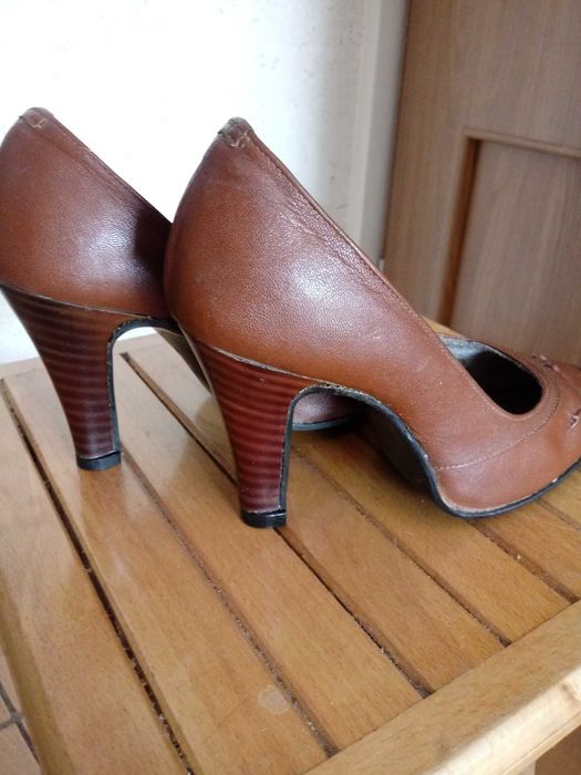 Szpilki czółenka r.22