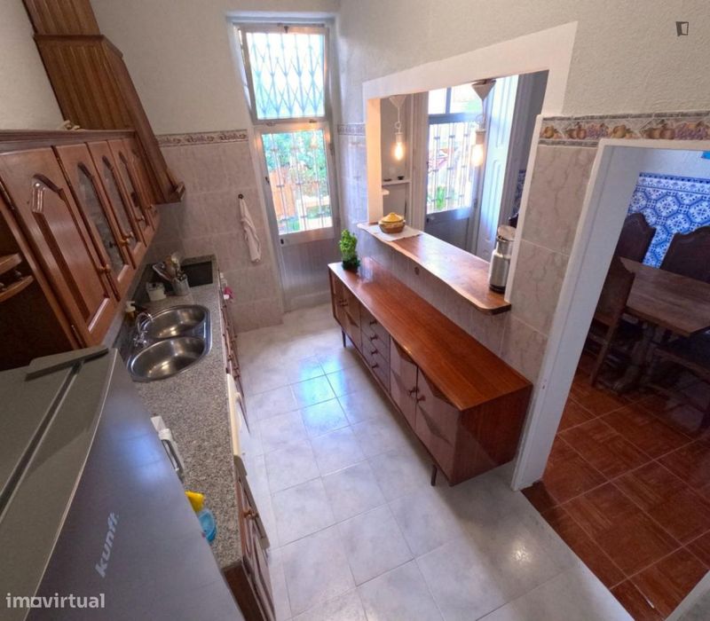 Quarto - localizado em Bonfim Porto