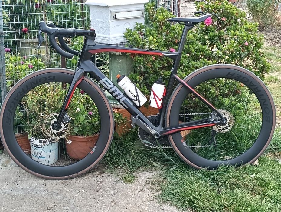 BMC Roadmachine (Rodas carbono)