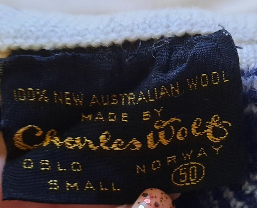 Свитер 100 % шерсть