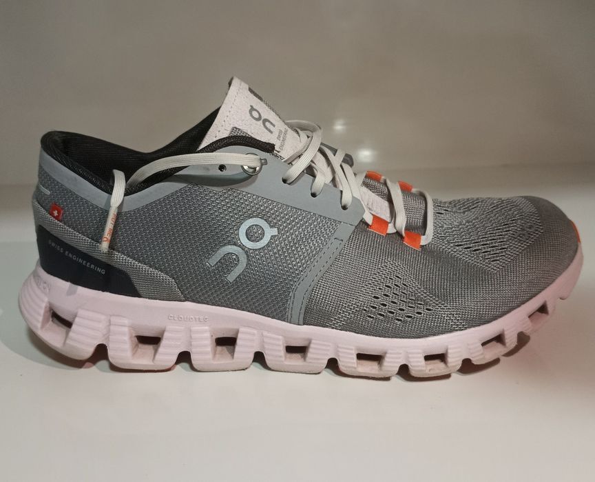 SAPATILHAS ON Running - mulher