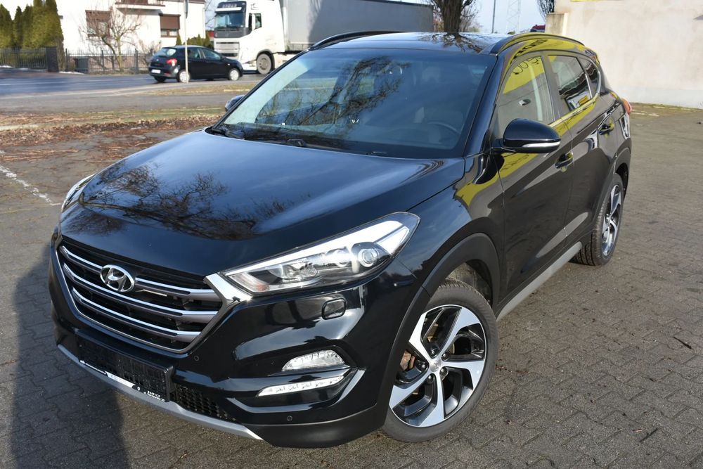 Hyundai Tucson 1.6 T -GDI ,, Premium '' 129000km Navi Kamera Full Led Panorama Dach