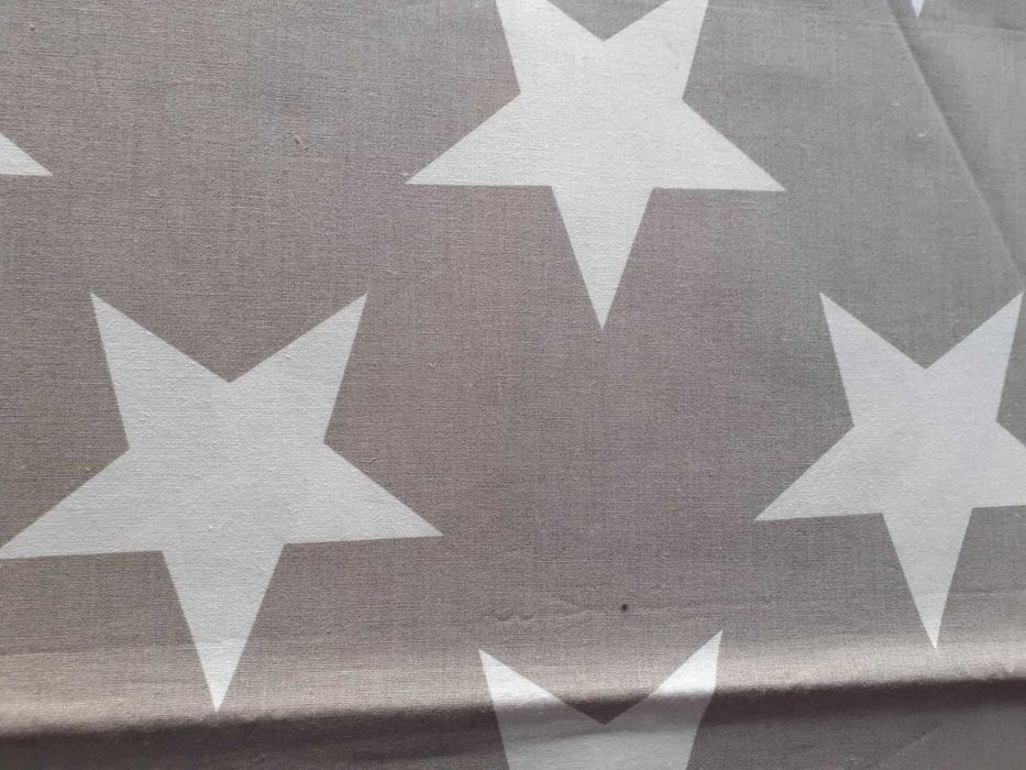 Bawełna Tkanina. Szara w gwiazdy. Rozmiar 100 cm x 160 cm