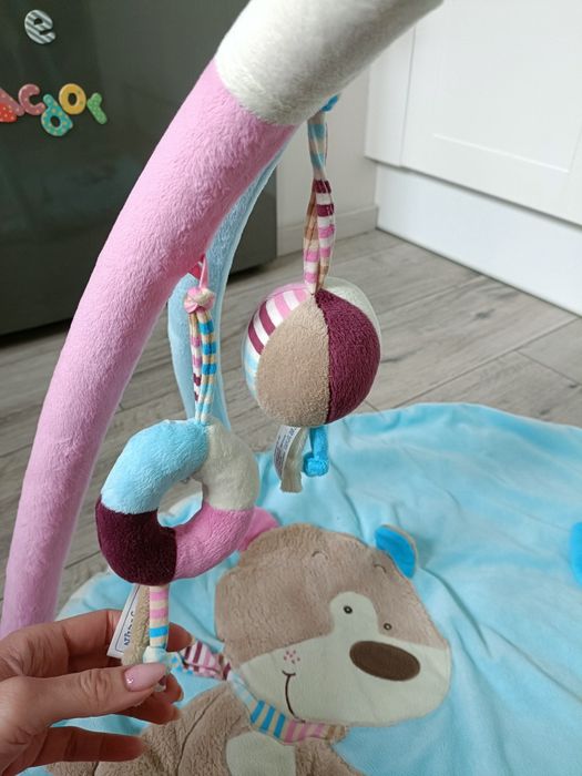 Pluszowa mata edukacyjna BabyFehn