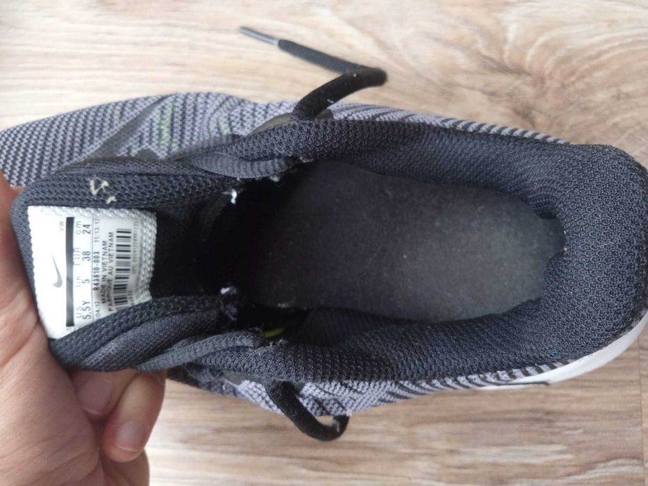Buty chłopięce Nike  rozm 37